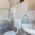 Three-bedroom In Semesterbostad