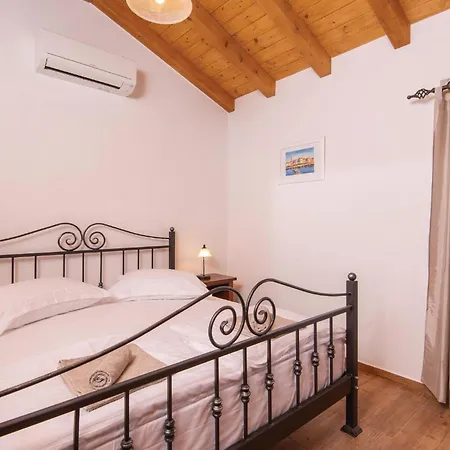 Holiday home Three-bedroom In *