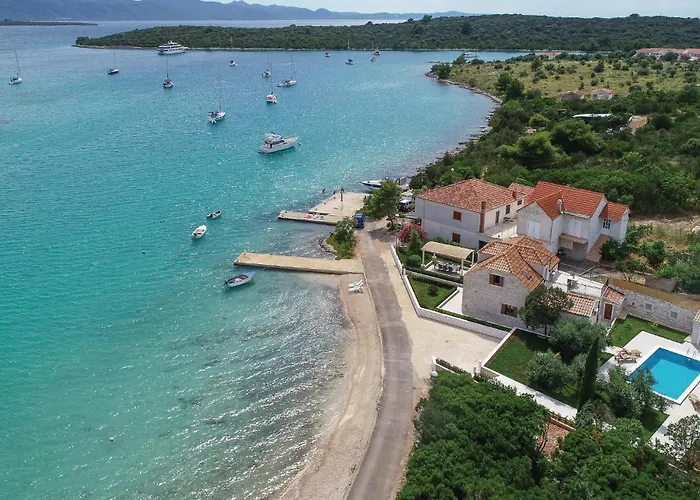 Hébergement de vacances Three-bedroom In